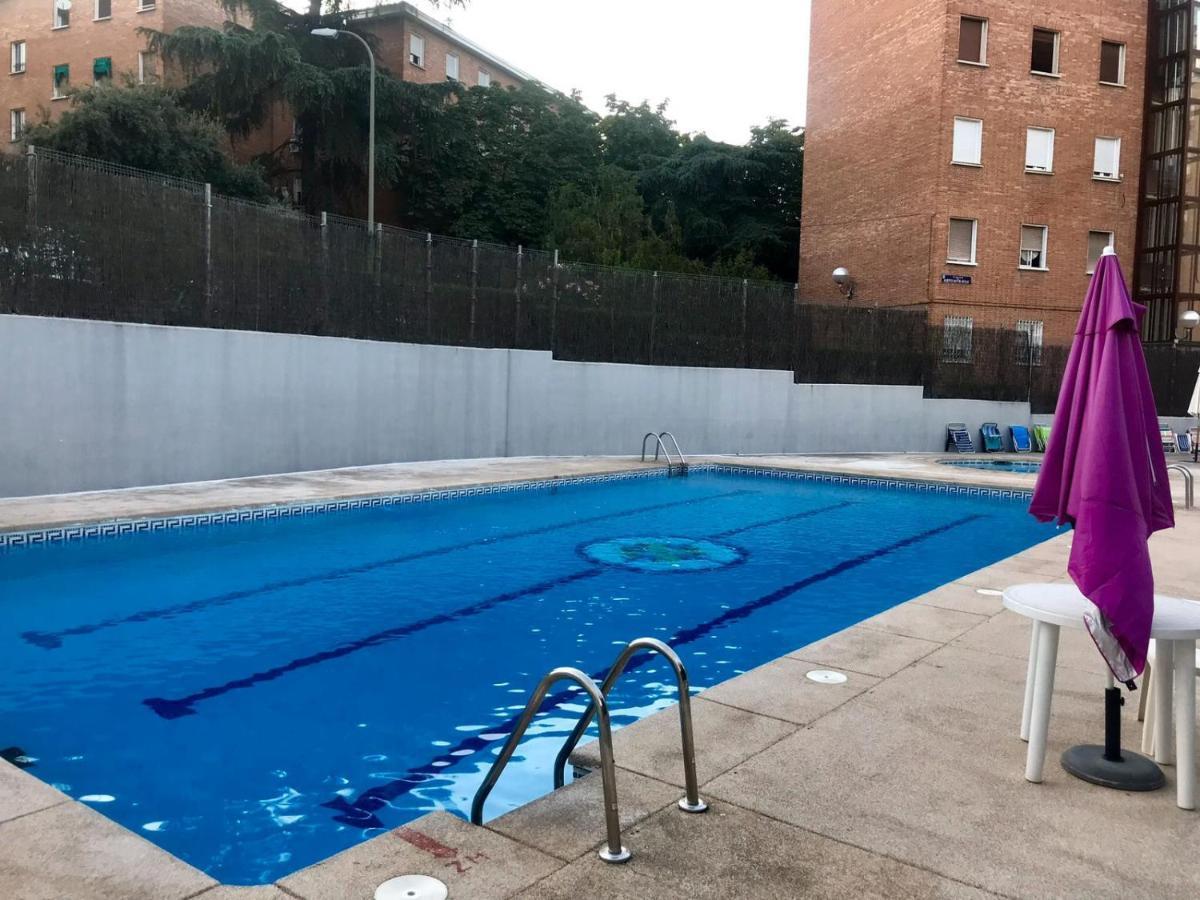 Super Deluxe Villa With Free Parking Madrid Center Exterior photo